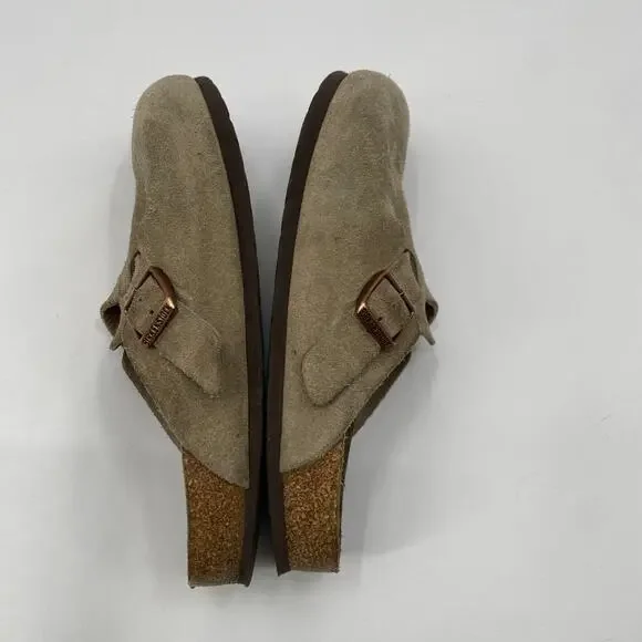 Birkenstock Boston Soft Footbed Clogs in taupe suede - Picture 8 of 8